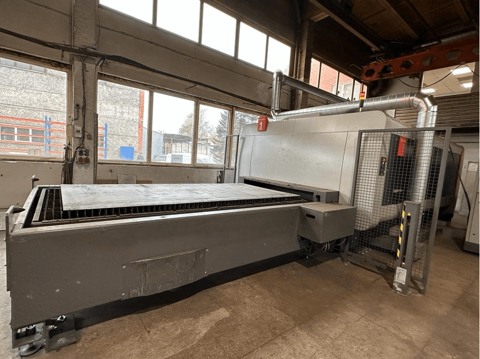 Bystronic fiber 3015 LASER CUTTING MACHINE